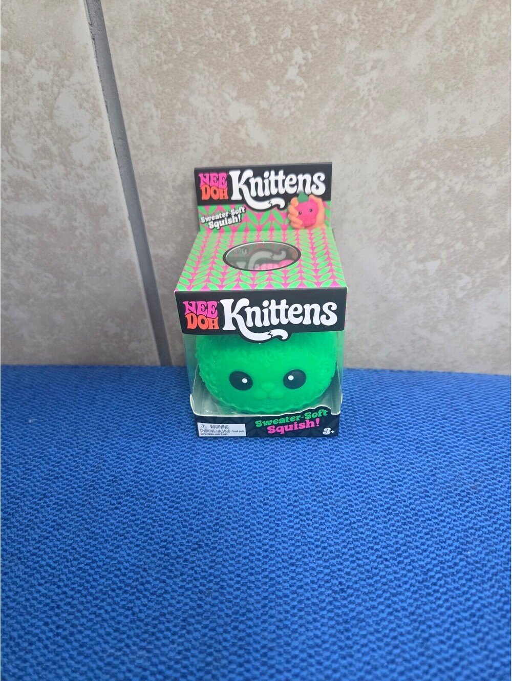NeeDoh Knittens Sweater-Soft Squish Toy - Green Rare! Hard to Find!